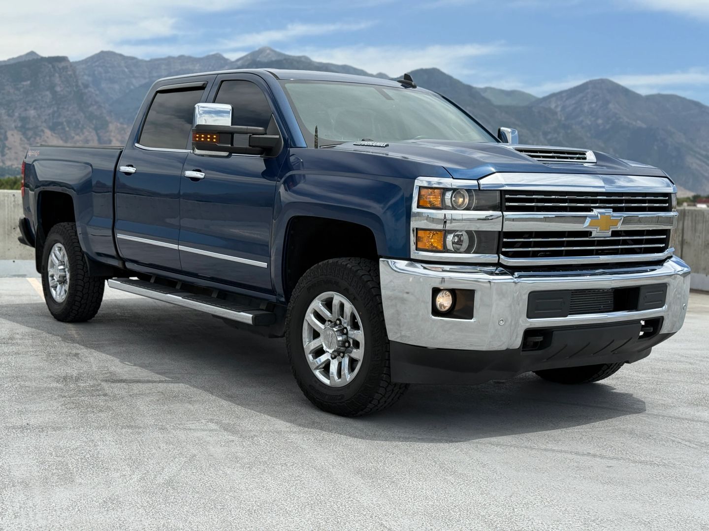 chevrolet silverado 3500hd 2017 1GC4K0CY1HF127880 image chevrolet silverado 3500hd 2017 1GC4K0CY1HF127880 image